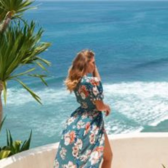 tropicgal_randi
